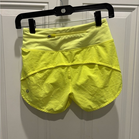 lululemon speed up mid-rise lined short 4" - Picture 5 of 7